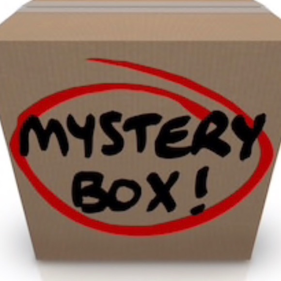 Pants - 7 Pc. Reseller Mixed Size Mystery Box + FREE GIFT